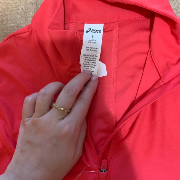 ASICS pullover - Picture 3 of 3